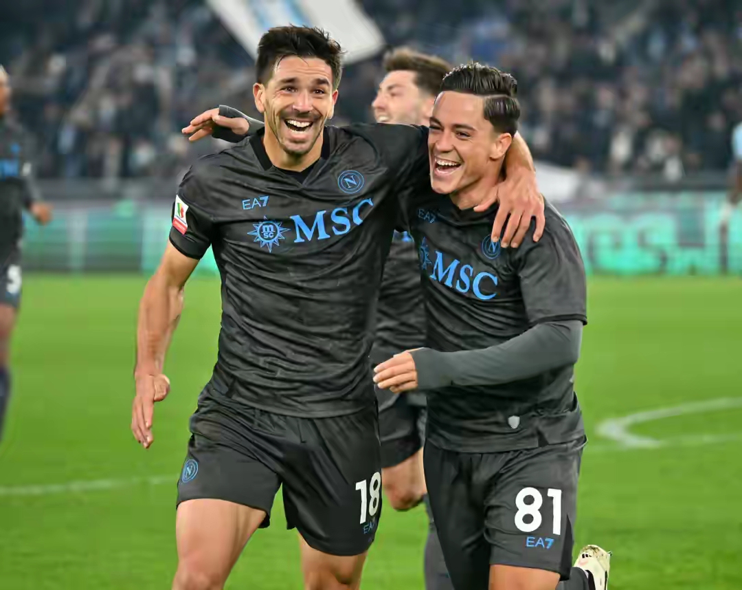 友博网站 -国际比赛日意大利杯焦点战；浙江队官宣签约；赛场秩序良好；心理建设被强调(蹦床比赛决赛共几跳)