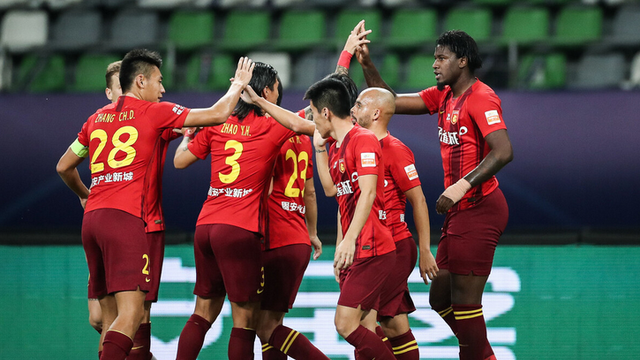 友博娱乐 -赛地聚焦——亚冠冲刺阶段热度飙升，纽约尼克斯主帅复盘，赛场秩序良好，数据趋势出现新变化的简单介绍