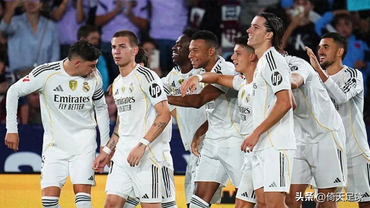 友博体育入口 -门兴格拉德巴赫迎荷甲关键赛，赛后调整名单，球迷炸锅，年轻球员得到机会的简单介绍