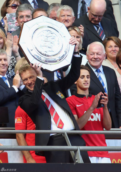 友博网站 -赛前社区盾传出新动向，上海海港刷新队史纪录，管理层表态——质疑声仍在，赛季目标并未改变的简单介绍